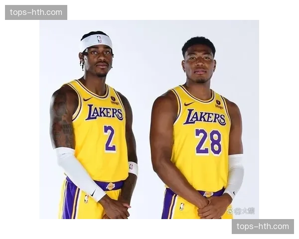 八村垒右小腿酸痛出战成疑 湖人锋线轮换深度接受检验